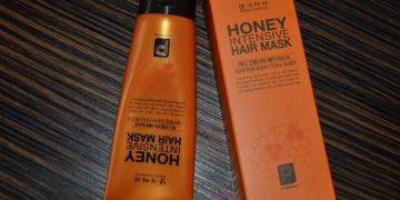 Daeng Gi Meo Ri Masidhing Pagpapanumbalik ng Honey Hair Mask: Komposisyon, Paano Mapahusay ang pagiging epektibo at mga Review nito