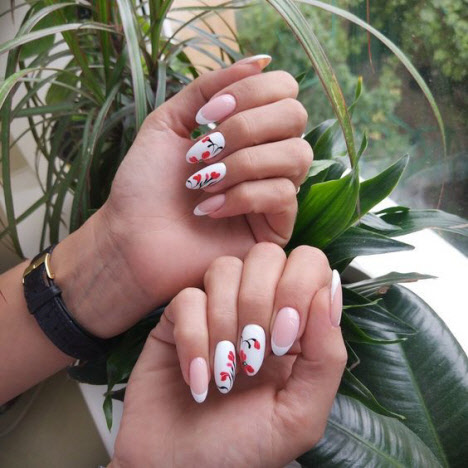 Photo of new fashionable floral manicure season 2020
