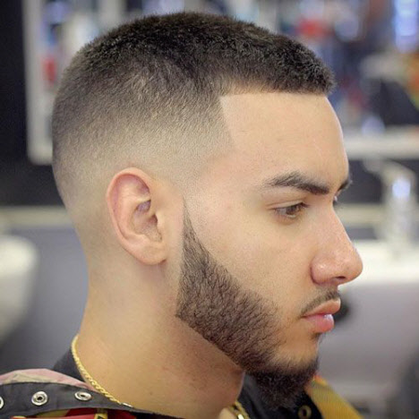 Men's half-box haircut without bangs