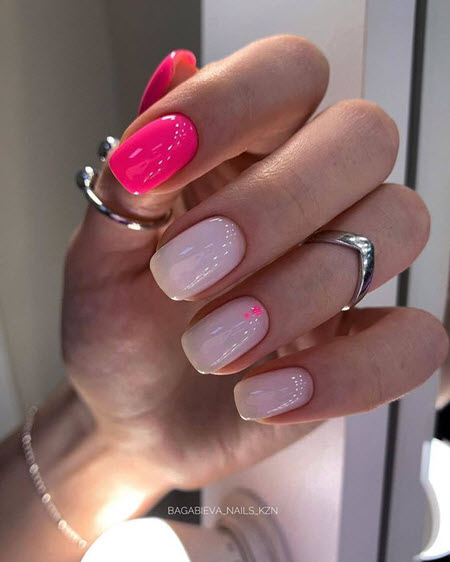 Foto de manicura rosa para uñas cortas 2019-2020.