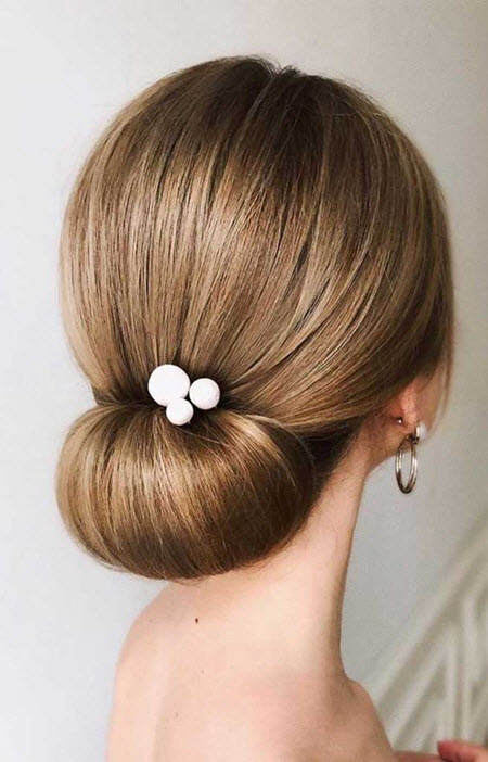 Evening hairstyle options bun
