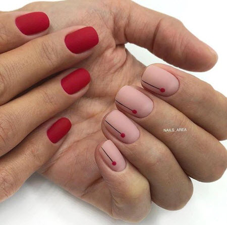 Different manicure on two hands