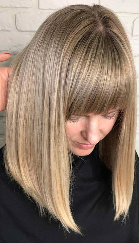 Long bob for medium hair and fashionable dyeing techniques
