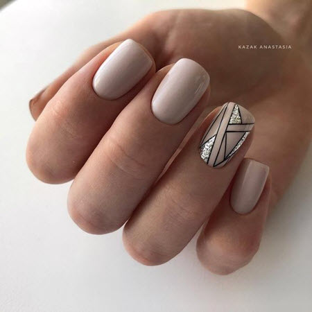 Manicure geometry in the style of minimalism