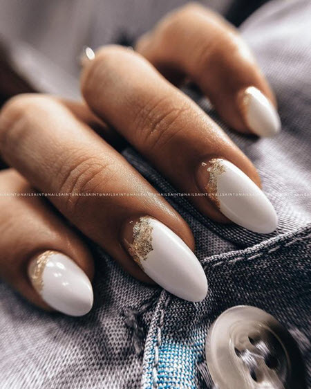Fashionable manicure with foil